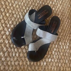Donald J Pliner Black and Gray Sandals